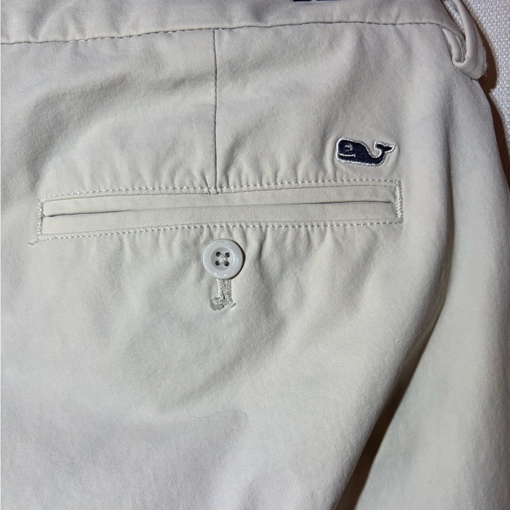 Vineyard Vines Performance Khaki pants